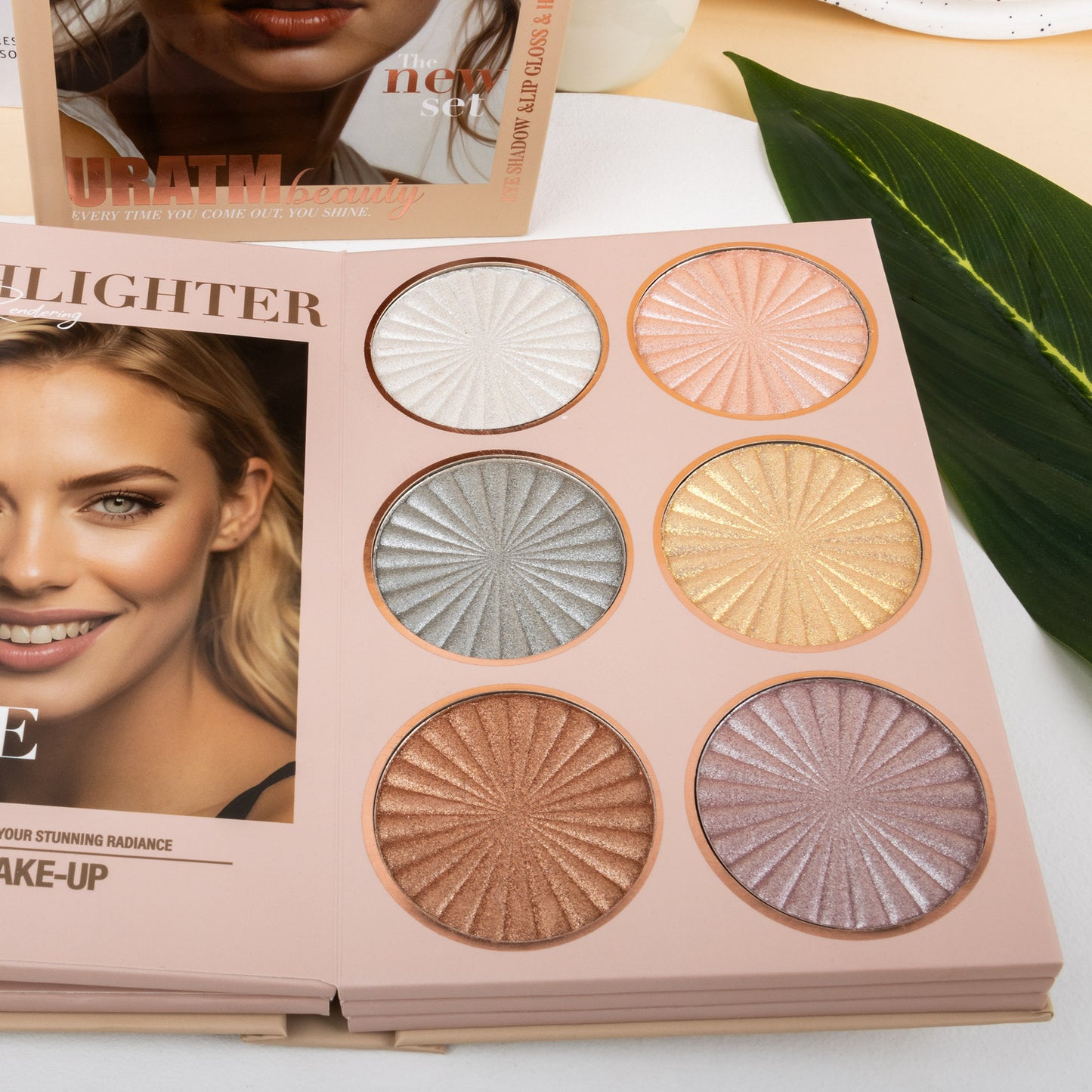 GlamBook - 67 Pro Shades Palette Book